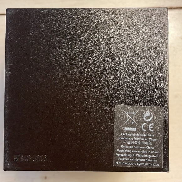 Michael’s Kors Ladies slim leather band watch. New! - Picture 11 of 11